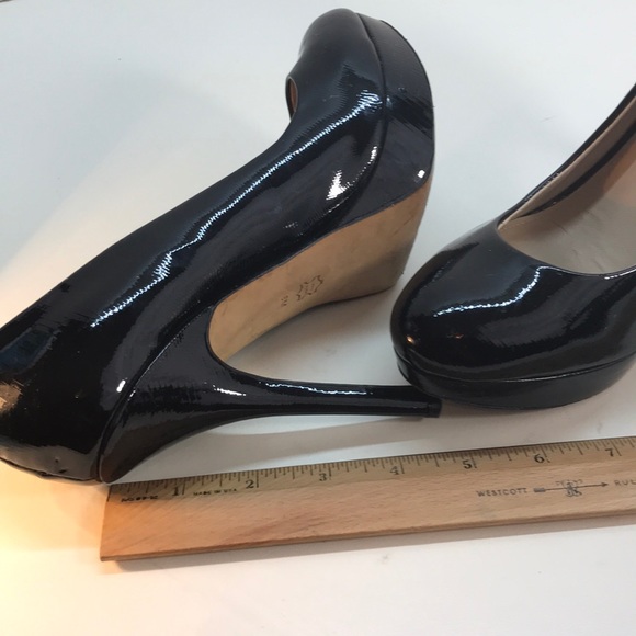 Joan & David Black Patent Leather Stilettos Size 8 - Picture 7 of 8